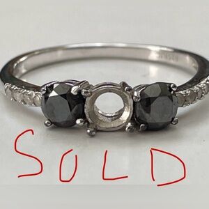 ***SOLD*** Genuine Black Diamond 925 Semi-Mount with side diamonds sz 8.25